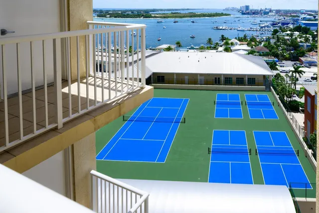 $595,000 | 2650 Lake Shore Drive, Unit 1602, Riviera Beach, FL 33404