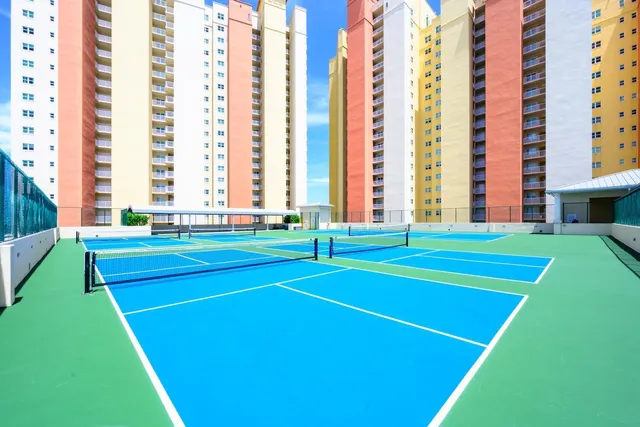 $595,000 | 2650 Lake Shore Drive, Unit 1602, Riviera Beach, FL 33404