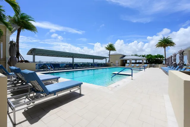 $595,000 | 2650 Lake Shore Drive, Unit 1602, Riviera Beach, FL 33404