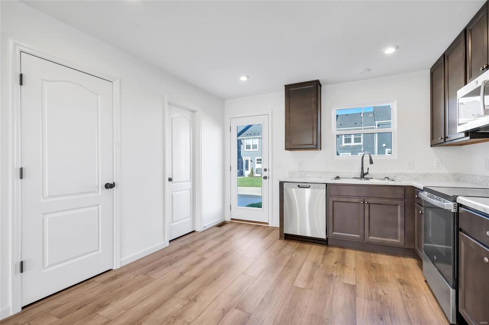 105 Cardow Drive O'Fallon, MO 63368 - Photo 13 of 28