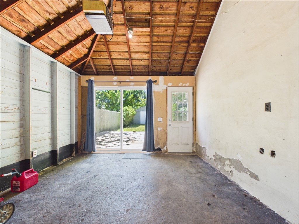 79 Ridgewood Drive Irondequoit, NY 14622 - Photo 46 of 50 Garage