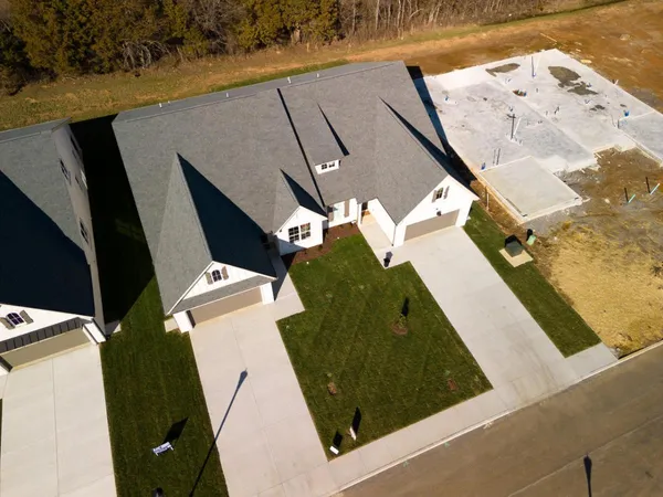 $419,900 | 2290 Midland Road, Unit 8B, Shelbyville, TN 37160