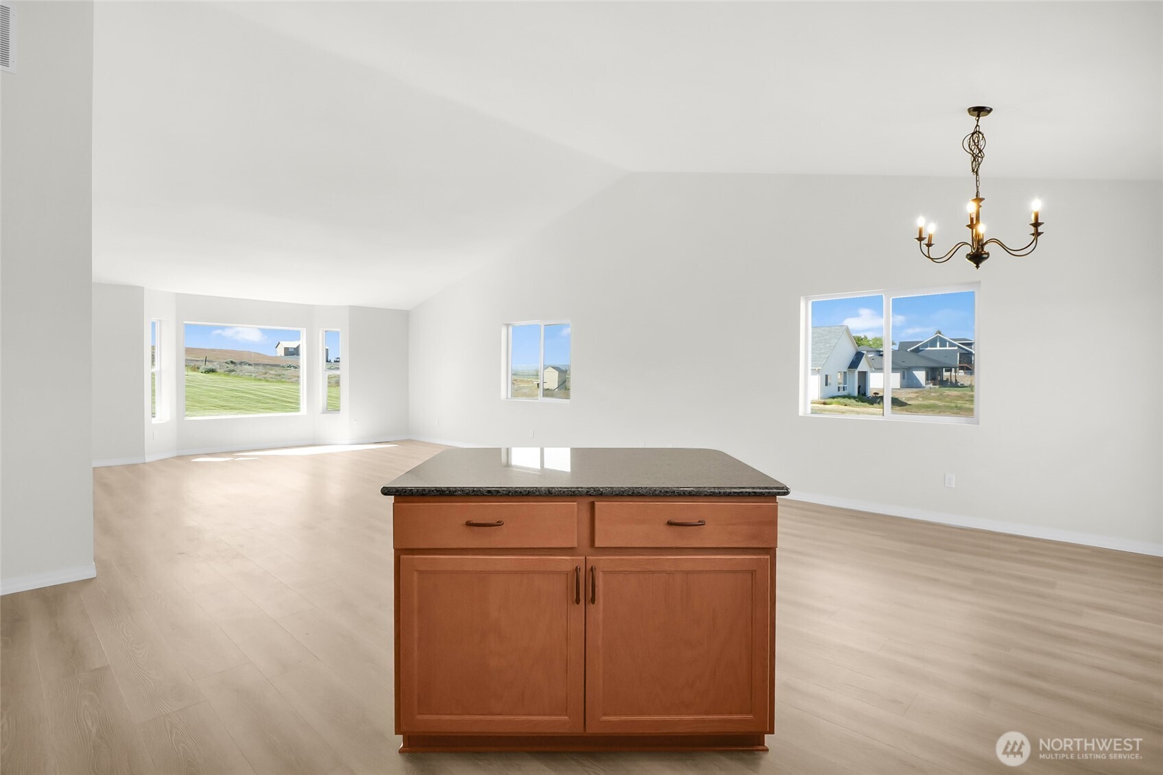 8903 Stonecrest Road Northeast Moses Lake, WA 98837 - Photo 18 of 40