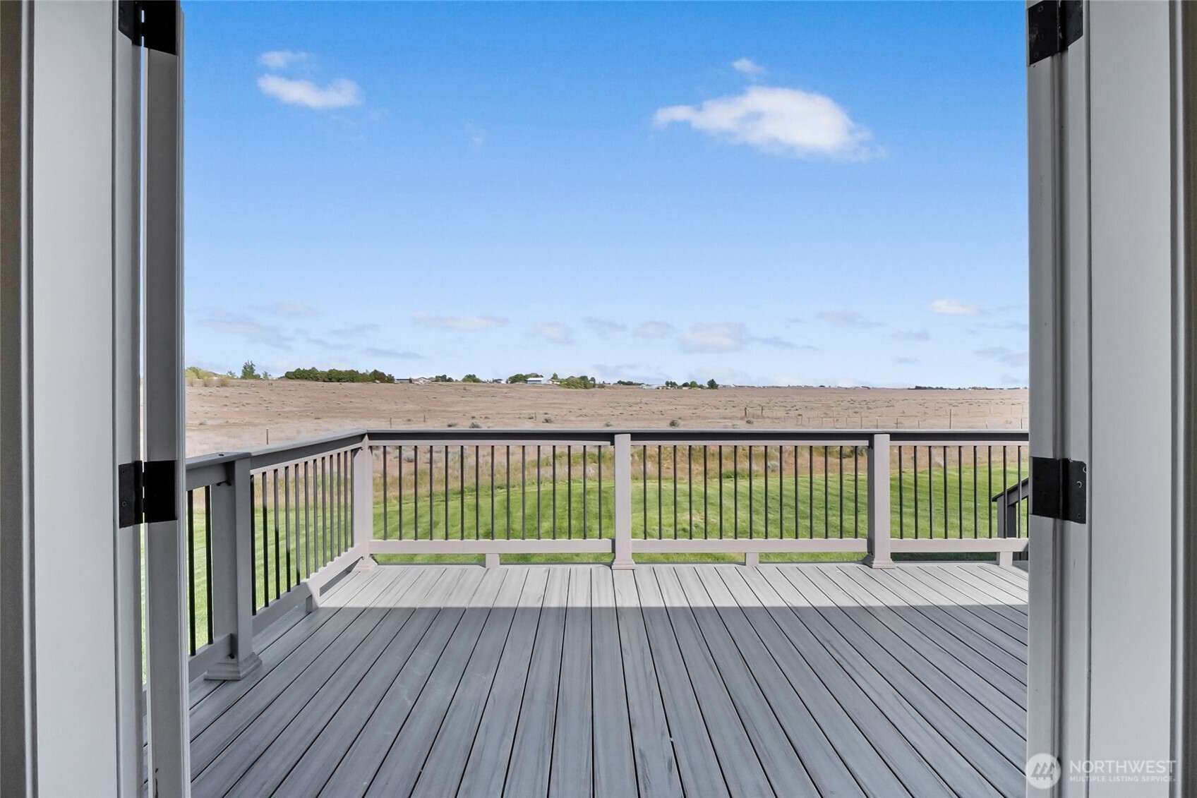 8903 Stonecrest Road Northeast Moses Lake, WA 98837 - Photo 33 of 40