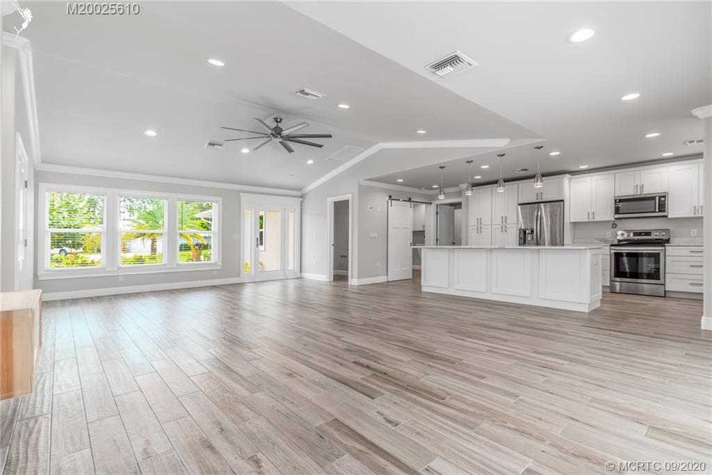 2227 Southwest Oak Ridge Road Palm City, FL 34990 - Photo 15 of 25 Gallery Image 15