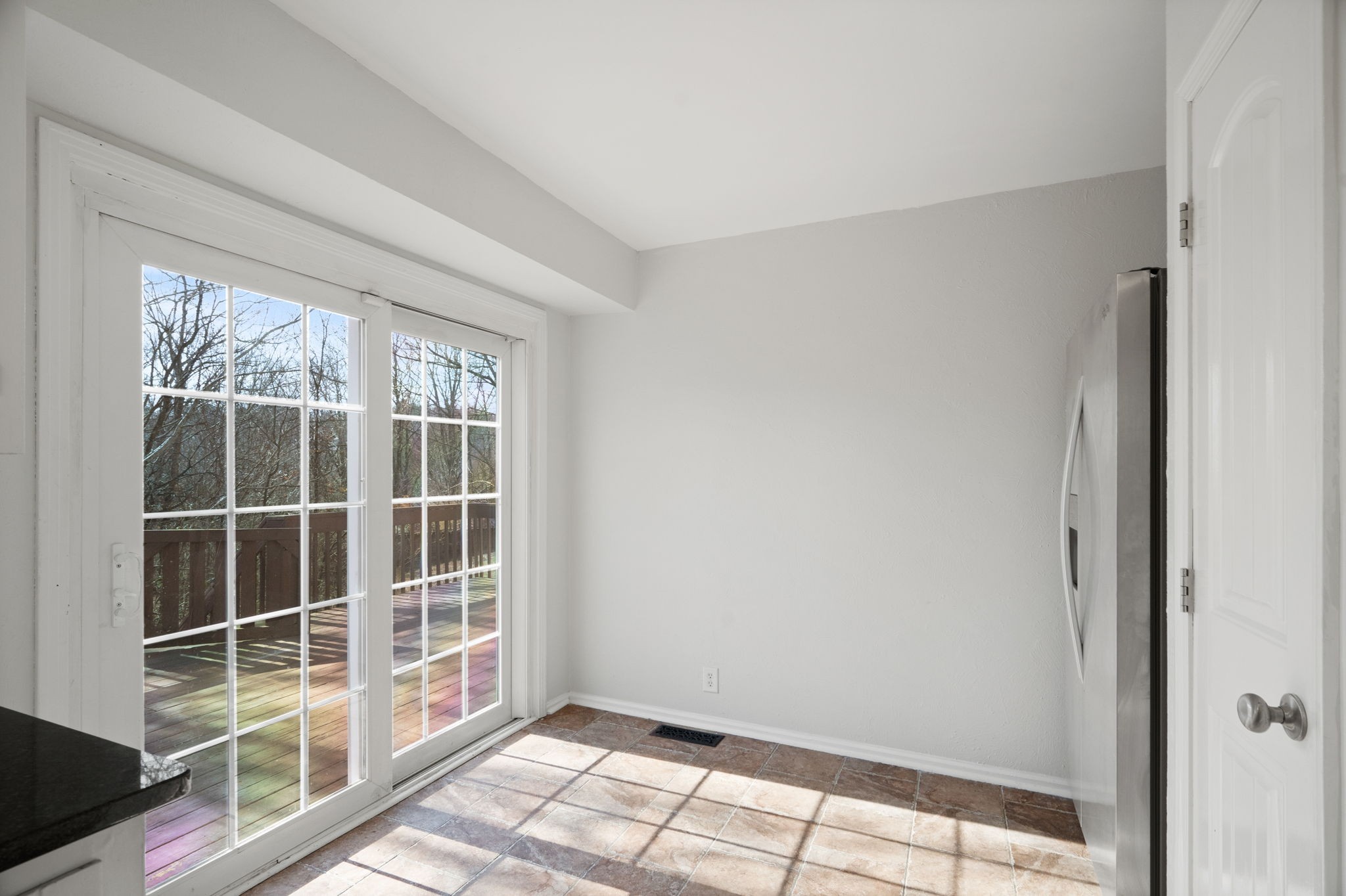 1843 Lake Road Greenbrier, TN 37073 - Photo 19 of 34 Gallery Image 19