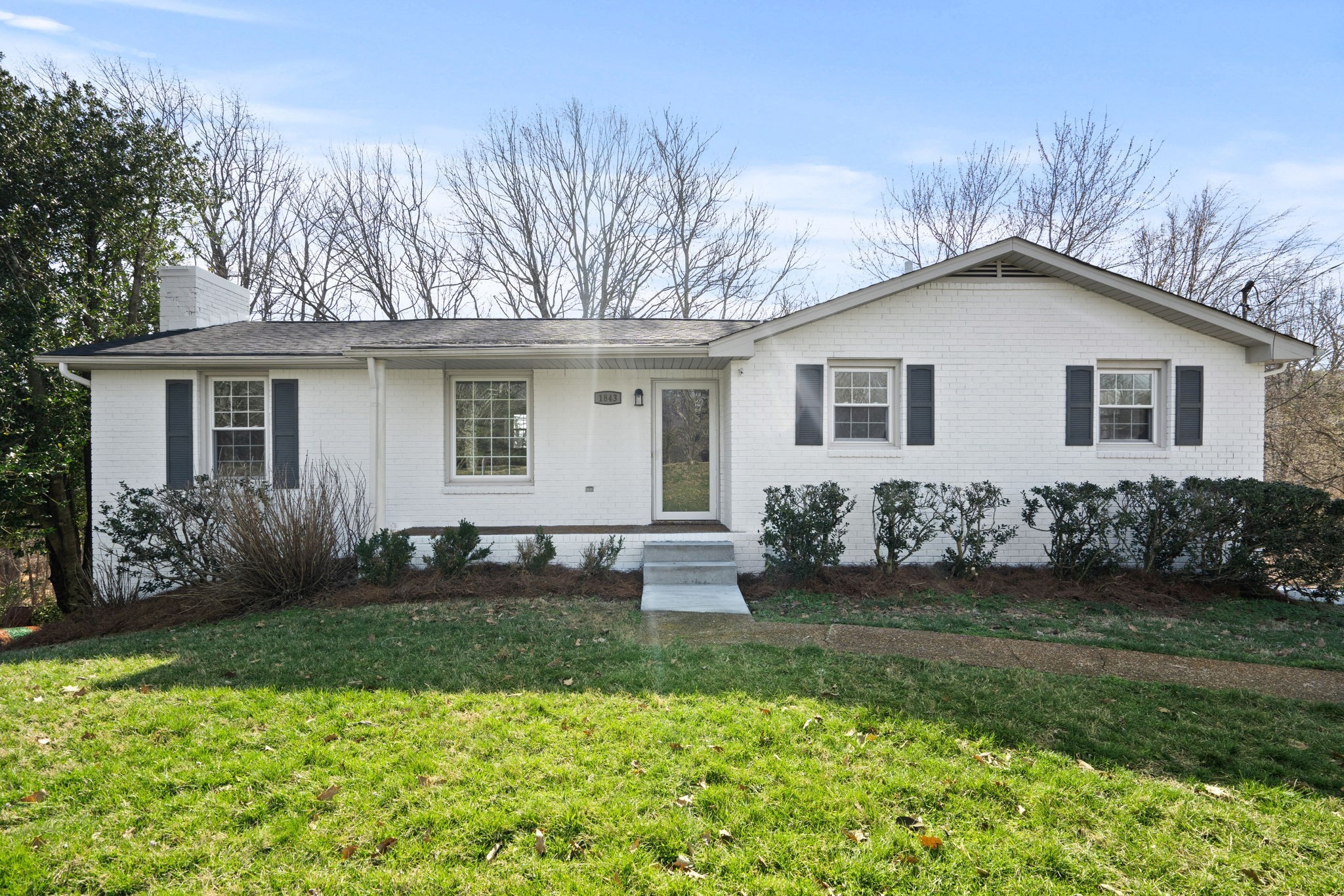 1843 Lake Road Greenbrier, TN 37073 - Photo 2 of 34 Gallery Image 2