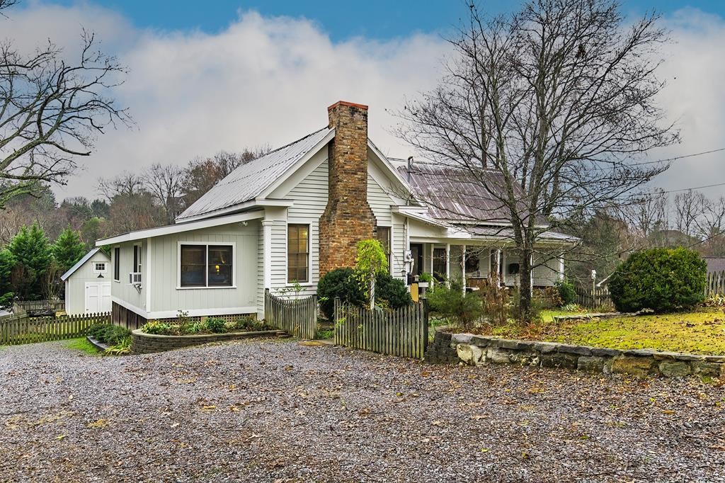 532 Harrisburg Road Sevierville, TN 37876 - Photo 1 of 32 Gallery Image 1