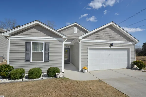 $289,900 | 242 Hillendale Way, Pelzer, SC 29669