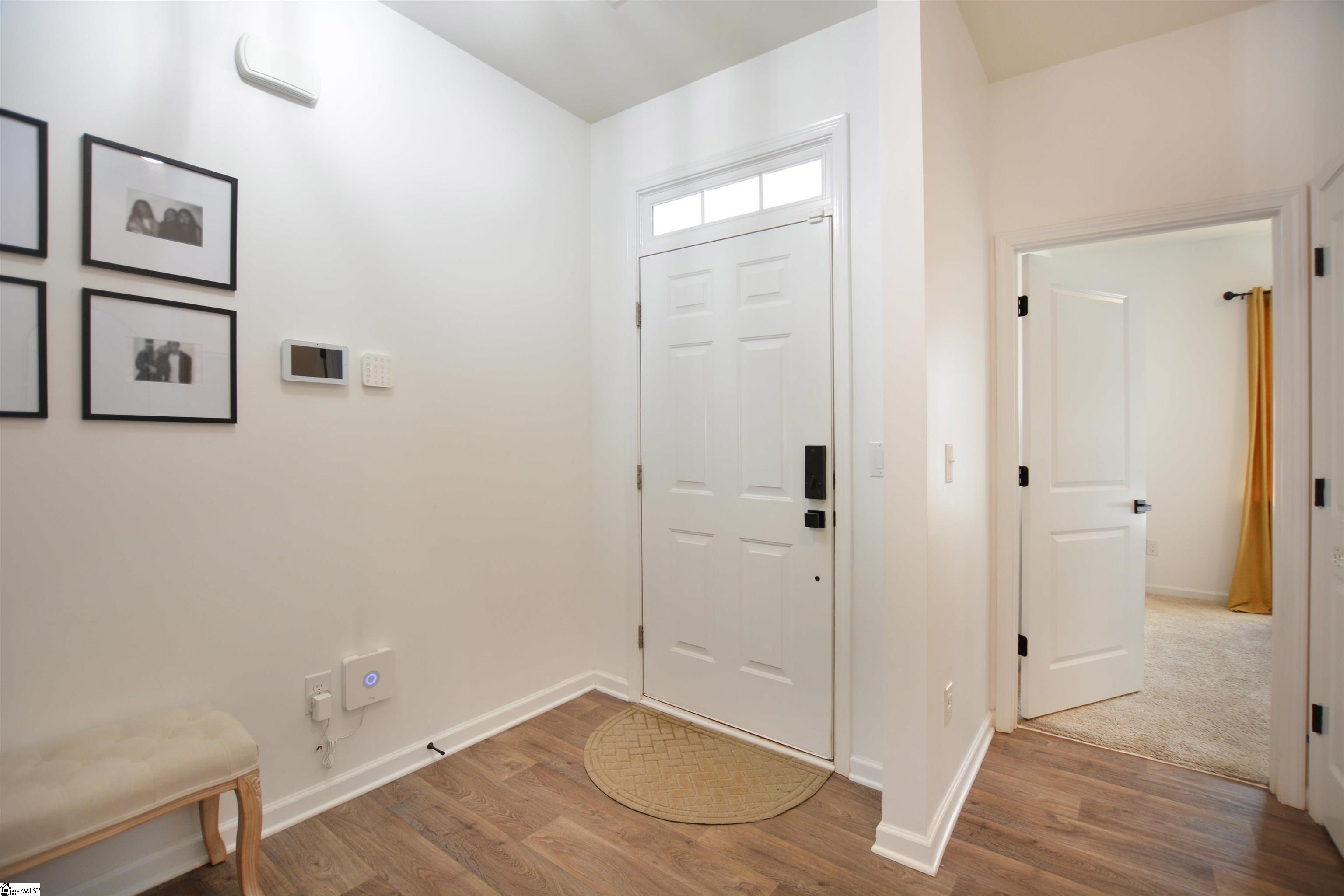 242 Hillendale Way Pelzer, SC 29669 - Photo 4 of 17