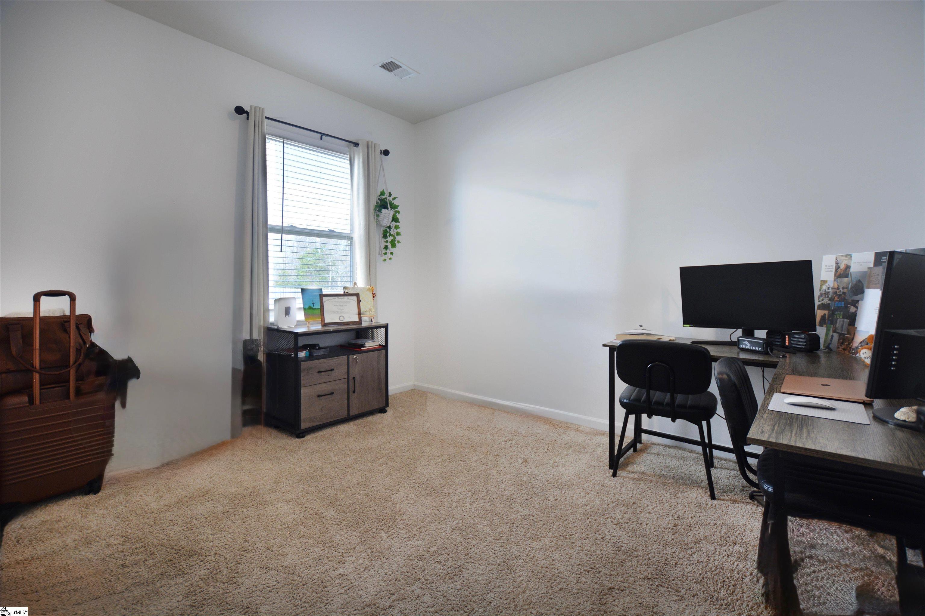 242 Hillendale Way Pelzer, SC 29669 - Photo 7 of 17