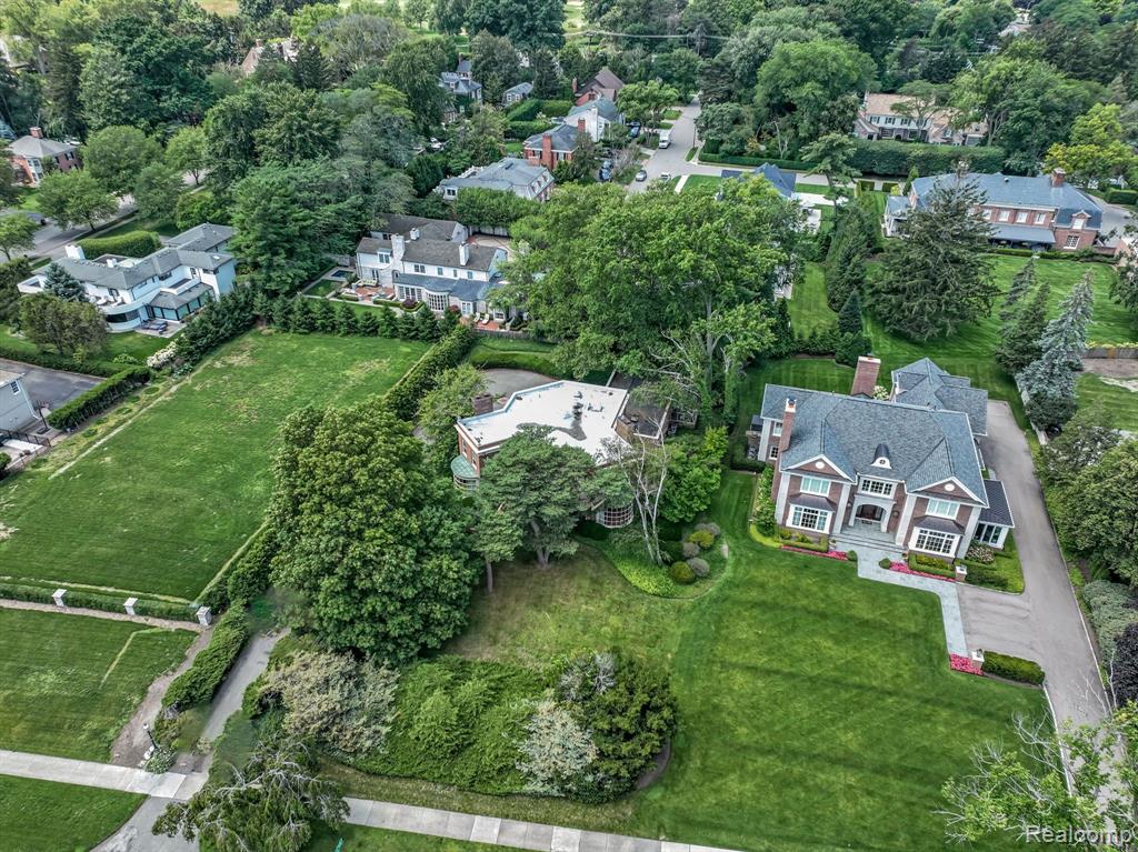 475 Lake Shore Road Grosse Pointe Farms, MI 48236 - Photo 39 of 44