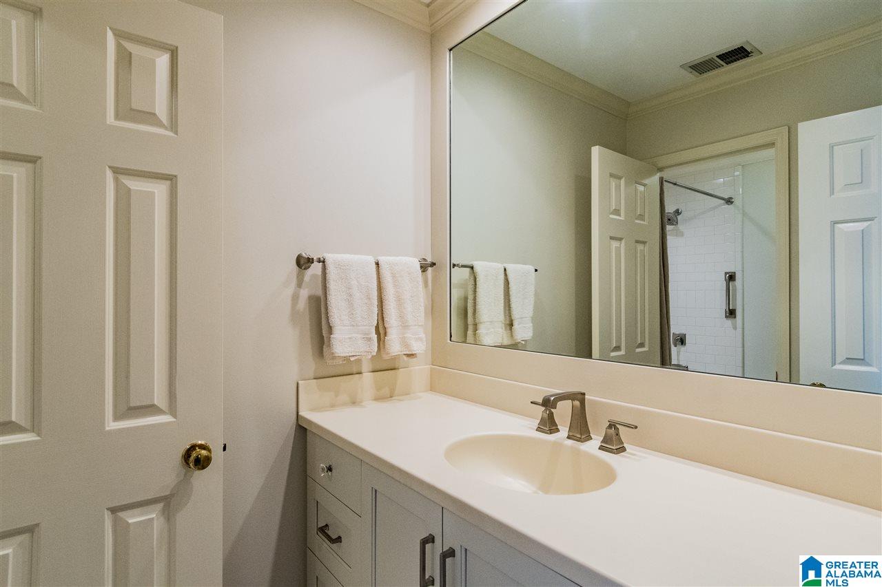 3776 Rockhill Road Birmingham, AL 35223 - Photo 33 of 46