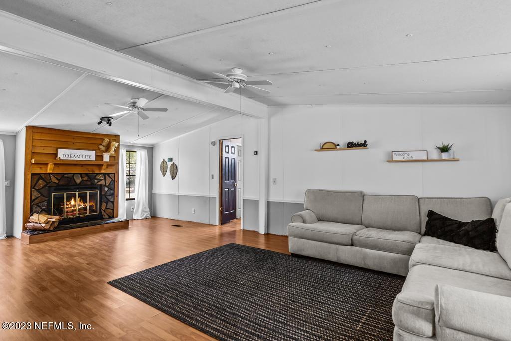 54726 Sheffield Road Callahan, FL 32011 - Photo 10 of 35 54276 Sheffield-16