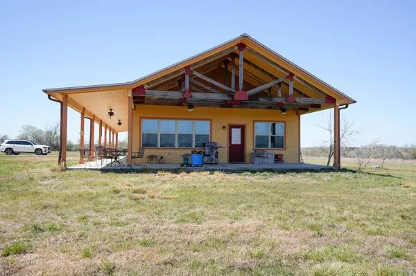 $1,150,000 | 6455 Gebert Road, Muldoon, TX 78949