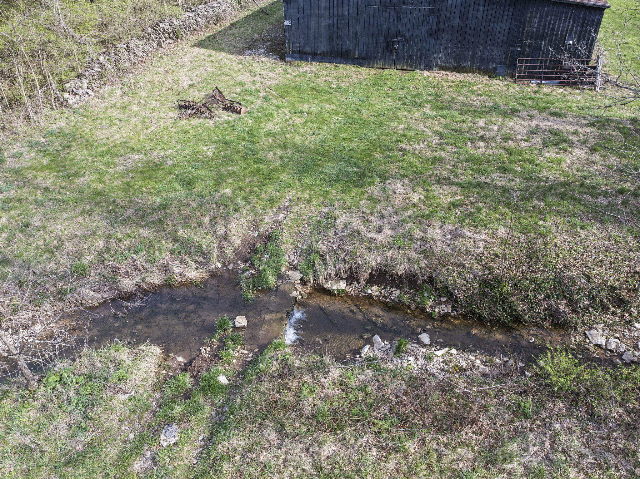 121 Johnson Road Lexington, KY 40515 - Photo 25 of 42 22-web-or-mls-DJI_20250401172109_0221_D