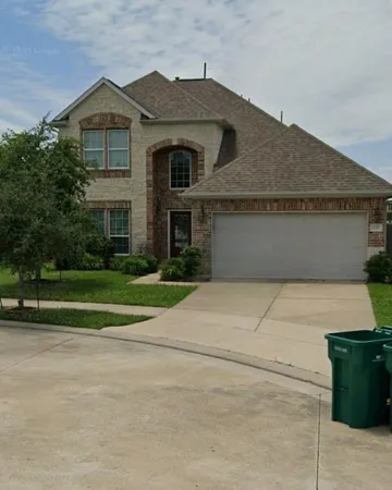 $2,500 | 118 Silverglen Court, La Marque, TX 77568