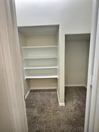 $2,500 | 118 Silverglen Court, La Marque, TX 77568