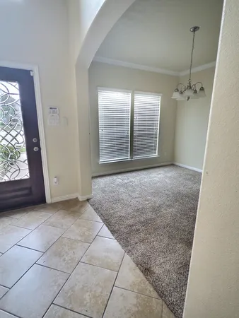 $2,500 | 118 Silverglen Court, La Marque, TX 77568