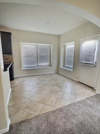 $2,500 | 118 Silverglen Court, La Marque, TX 77568