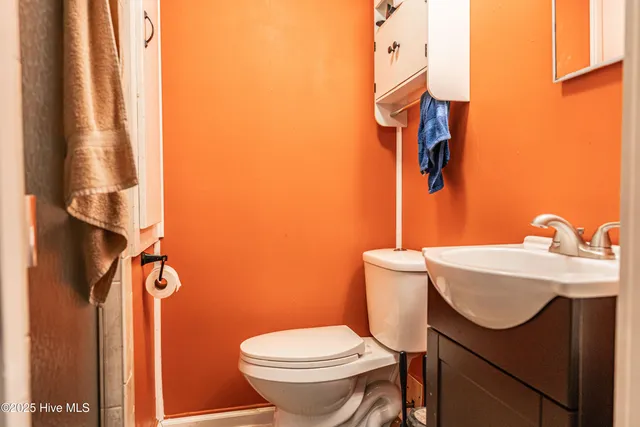 $214,900 | 906 Hylan Avenue, Hamlet, NC 28345