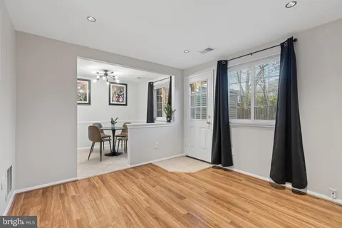 $450,000 | 8213 Claremont Woods Drive, Alexandria, VA 22309