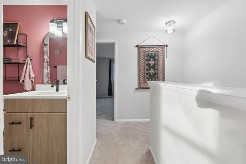 $450,000 | 8213 Claremont Woods Drive, Alexandria, VA 22309