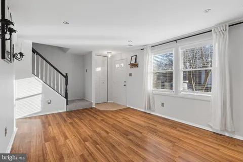 $450,000 | 8213 Claremont Woods Drive, Alexandria, VA 22309