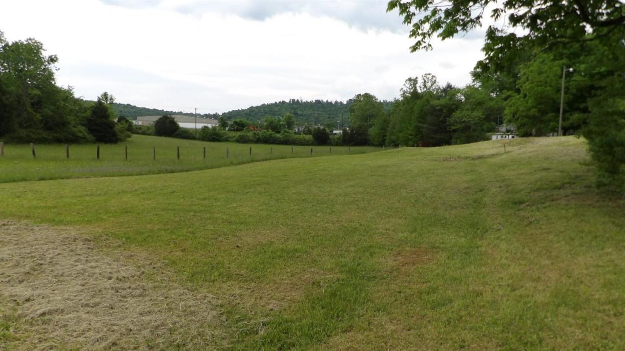 120 Coomer Road Burnside, KY 42519 - Photo 25 of 28 KODAK Digital Still Camera