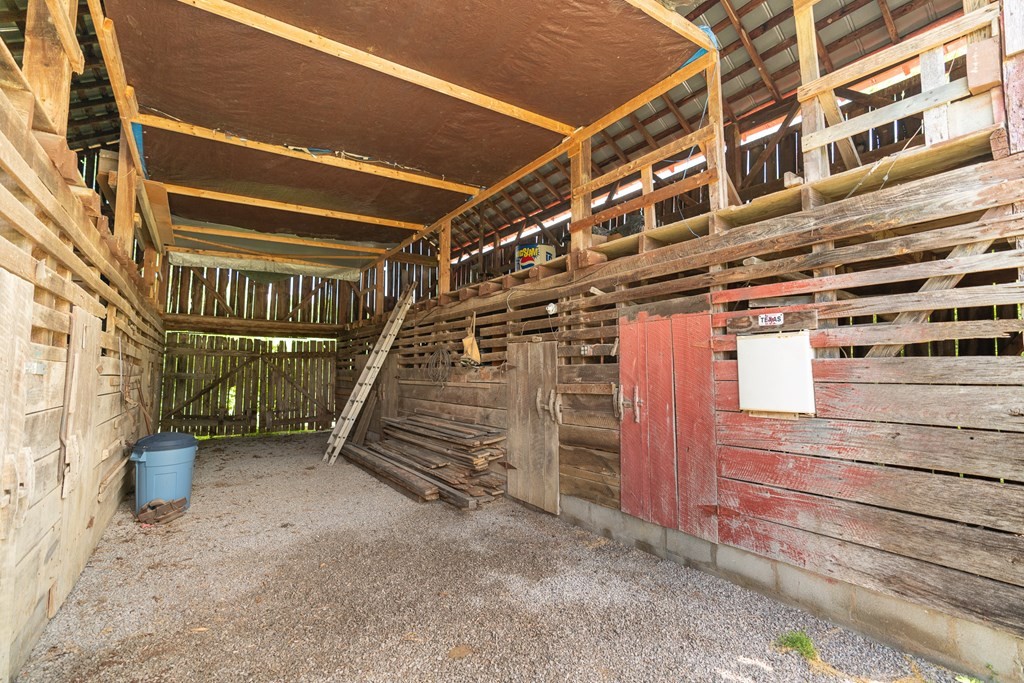 421 Fain Road Sevierville, TN 37876 - Photo 6 of 24