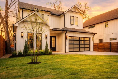 $2,000,000 | 3100 Garwood Street, Austin, TX 78702