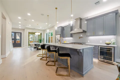 $2,100,000 | 3100 Garwood Street, Austin, TX 78702