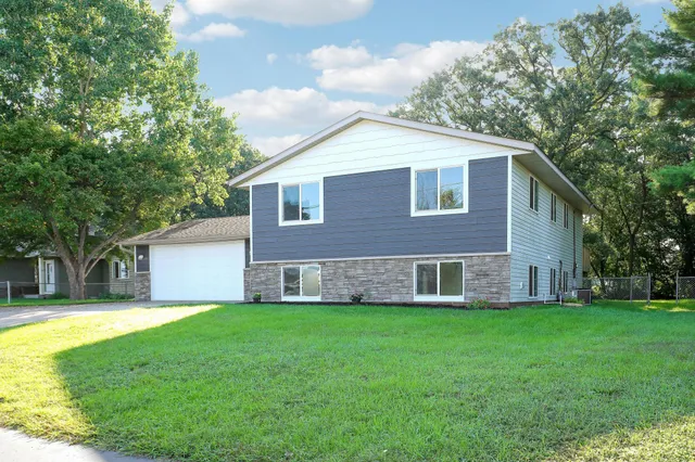 $399,999 | 14545 Round Lake Boulevard Northwest, Andover, MN 55304