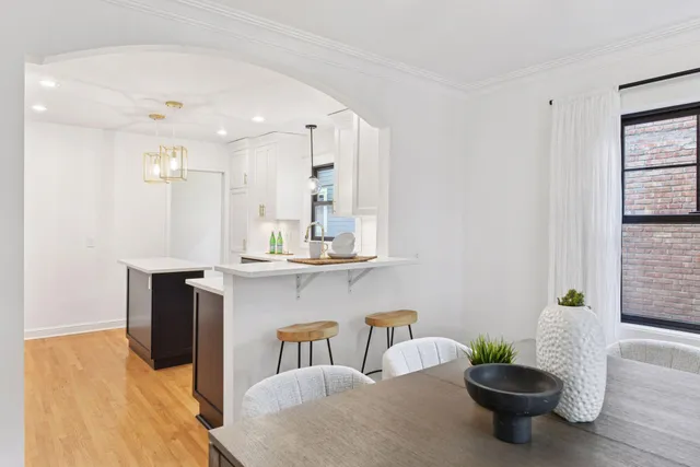 $4,100 | 5109 Abbott Avenue South, Minneapolis, MN 55410