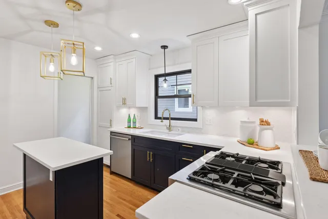 $4,100 | 5109 Abbott Avenue South, Minneapolis, MN 55410