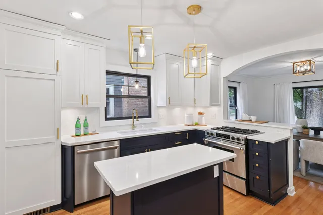 $4,100 | 5109 Abbott Avenue South, Minneapolis, MN 55410