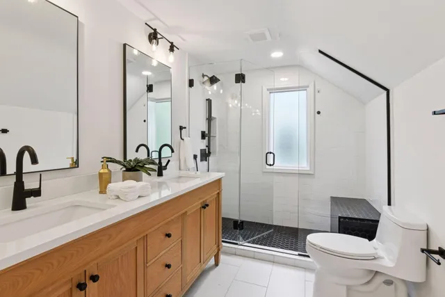 $4,100 | 5109 Abbott Avenue South, Minneapolis, MN 55410