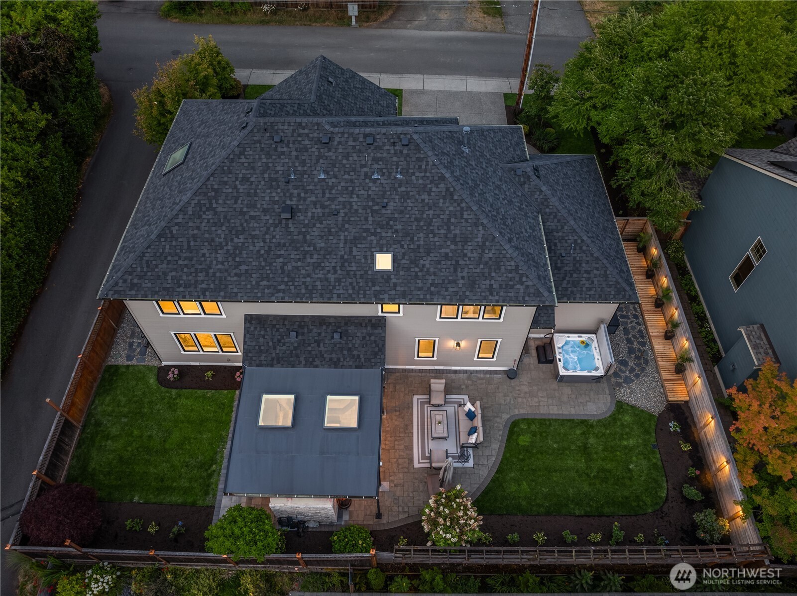 17655 86th Avenue Northeast Bothell, WA 98011 - Photo 3 of 33