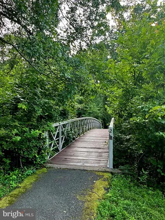 $2,300 | 13517 Orchard Drive, Clifton, VA 20124