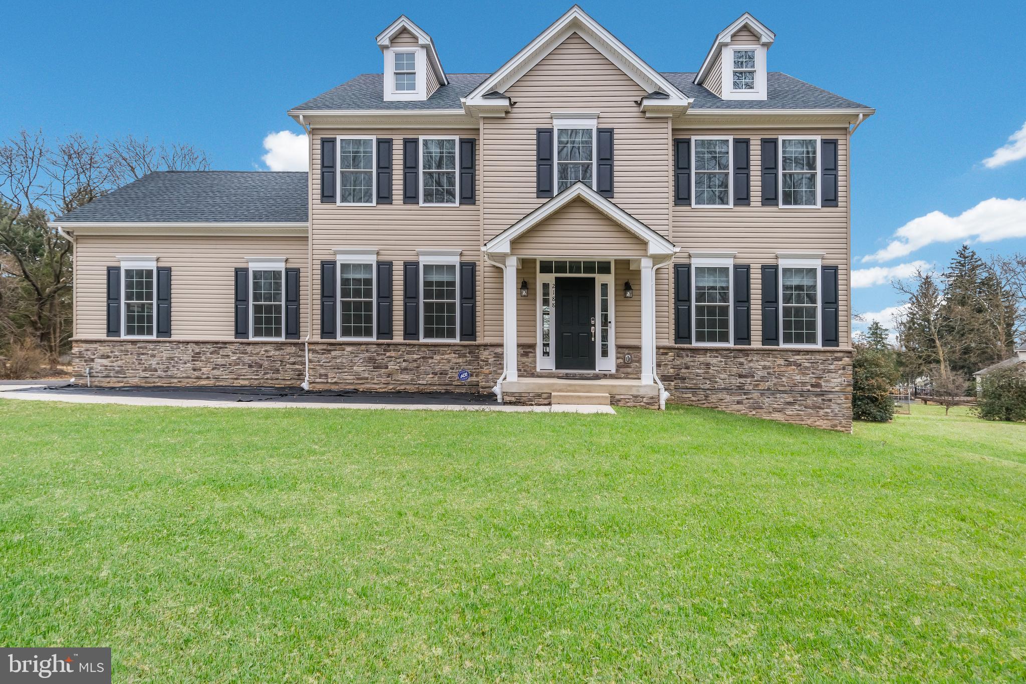 2188 Longview Road Warrington, PA 18976 - Photo 2 of 30 Gallery Image 2