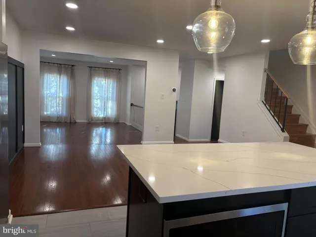 $3,300 | 7842 Ashley Glen Road, Annandale, VA 22003