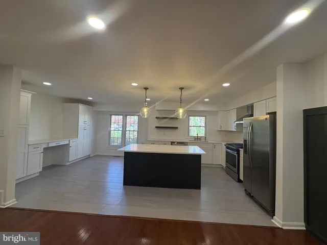 $3,300 | 7842 Ashley Glen Road, Annandale, VA 22003