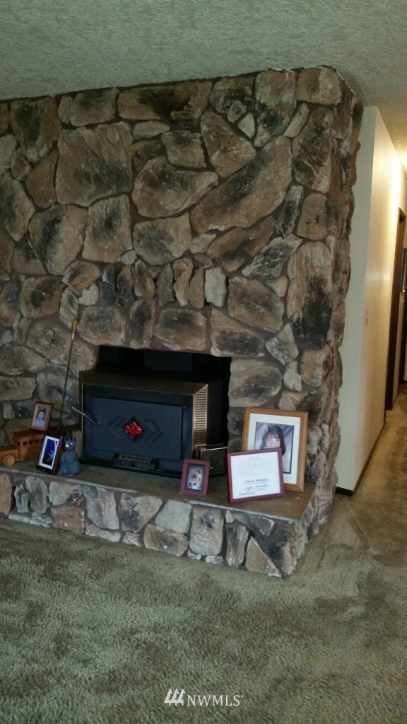 1006 Holcomb Road Kelso, WA 98626 - Photo 20 of 24 Gallery Image 20