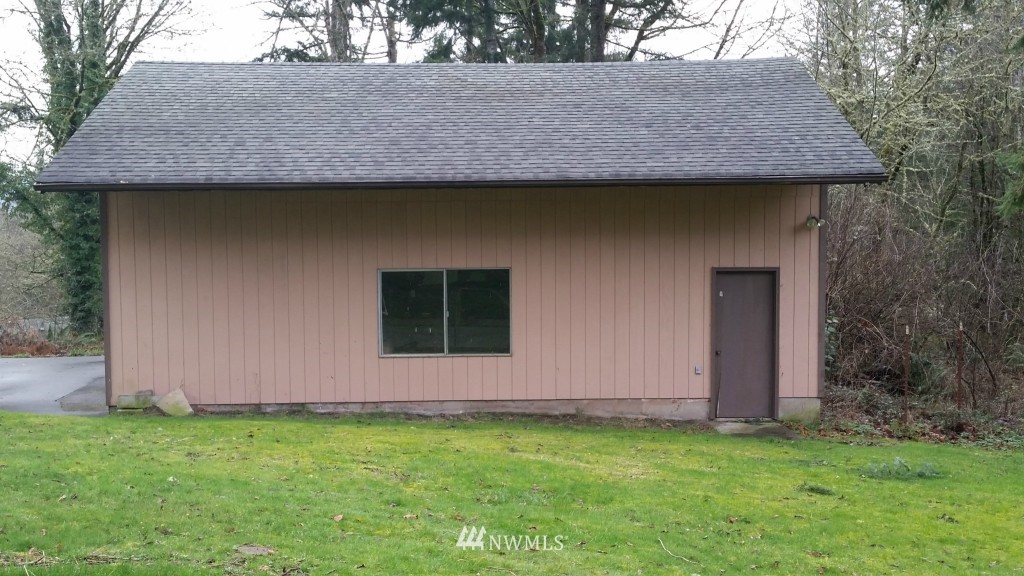 1006 Holcomb Road Kelso, WA 98626 - Photo 8 of 24 Gallery Image 8