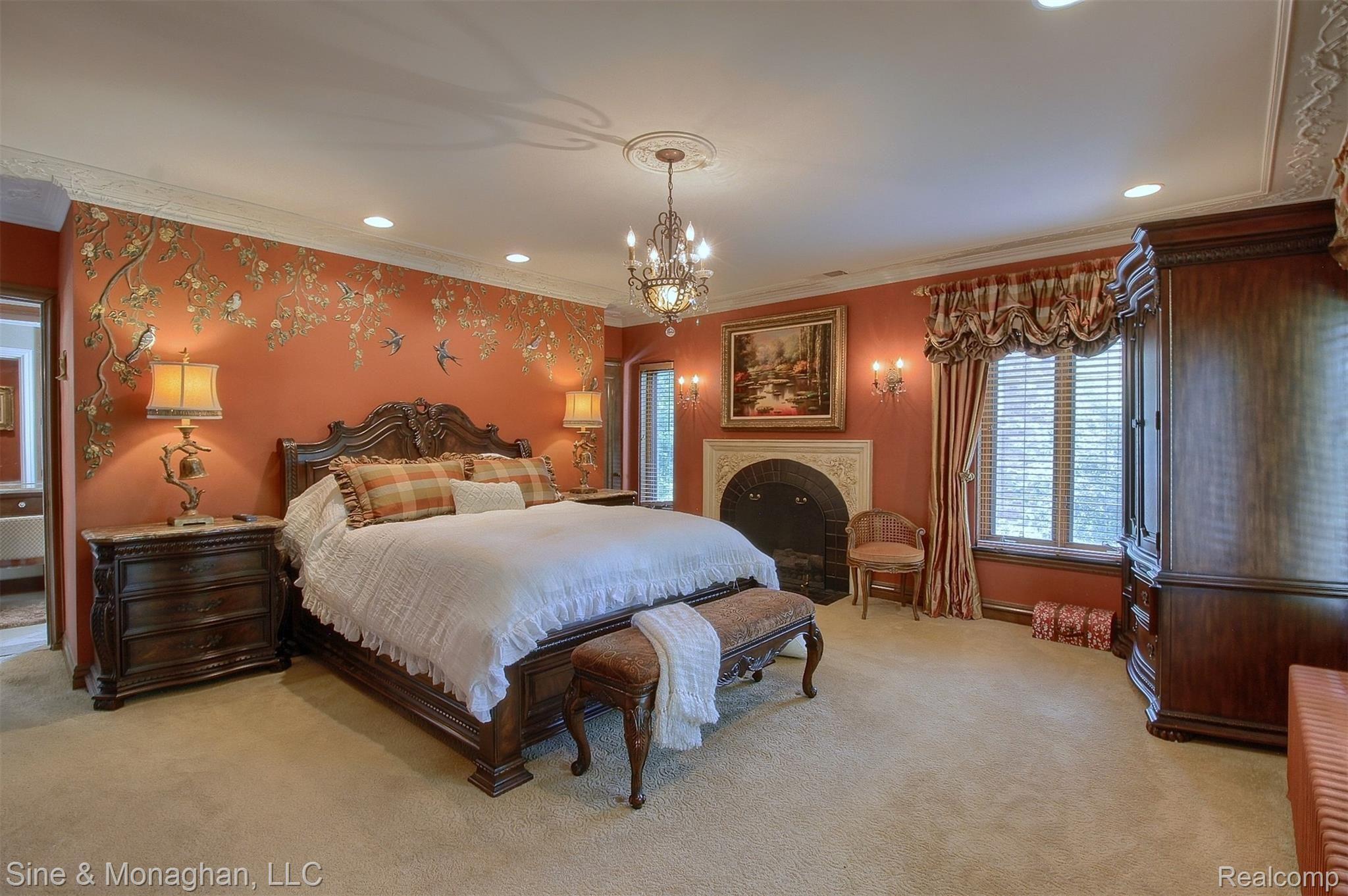 1010 Harvard Road Grosse Pointe, MI 48230 - Photo 20 of 54 22-Master Bedroom 2nd View.jpg