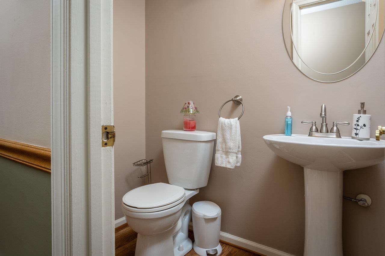 240 Fairview Road Luray, VA 22835 - Photo 21 of 61 Gallery Image 21