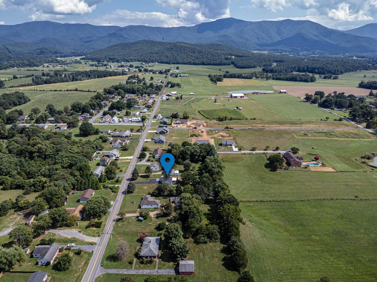 240 Fairview Road Luray, VA 22835 - Photo 55 of 61 Gallery Image 55
