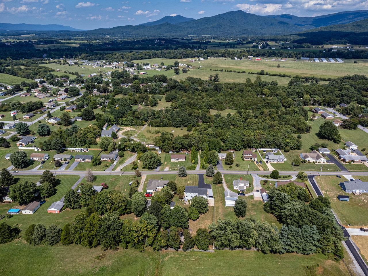 240 Fairview Road Luray, VA 22835 - Photo 56 of 61 Gallery Image 56