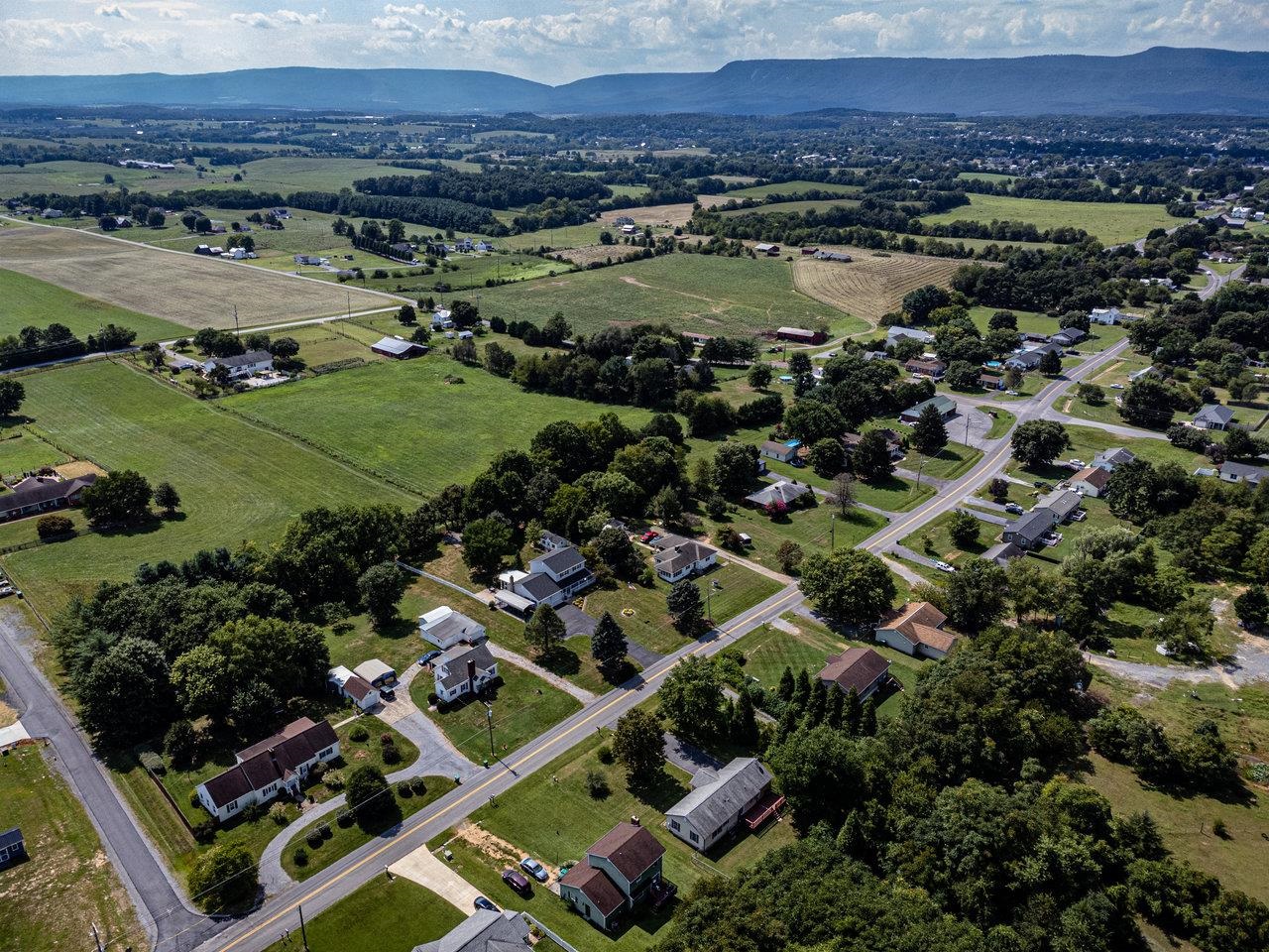 240 Fairview Road Luray, VA 22835 - Photo 60 of 61 Gallery Image 60