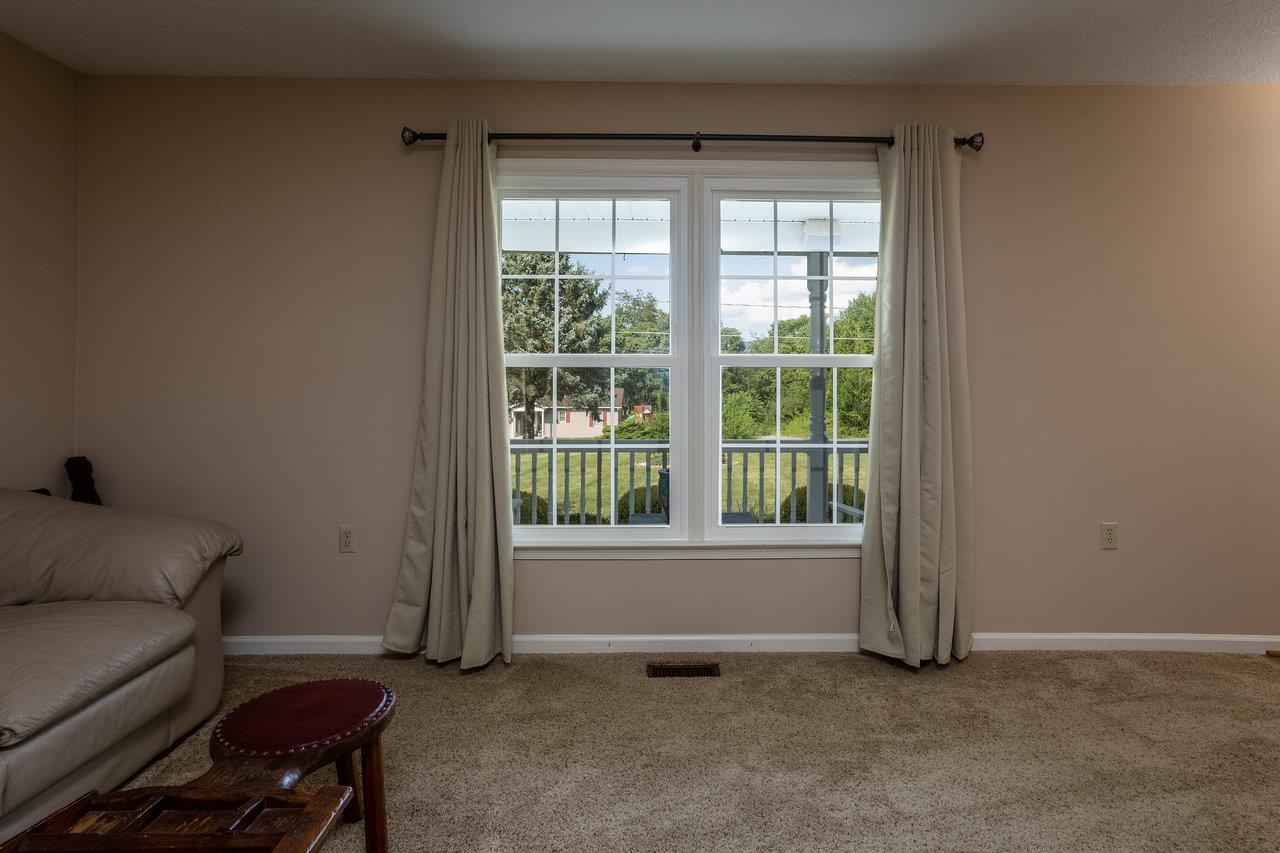 240 Fairview Road Luray, VA 22835 - Photo 6 of 61 Gallery Image 6